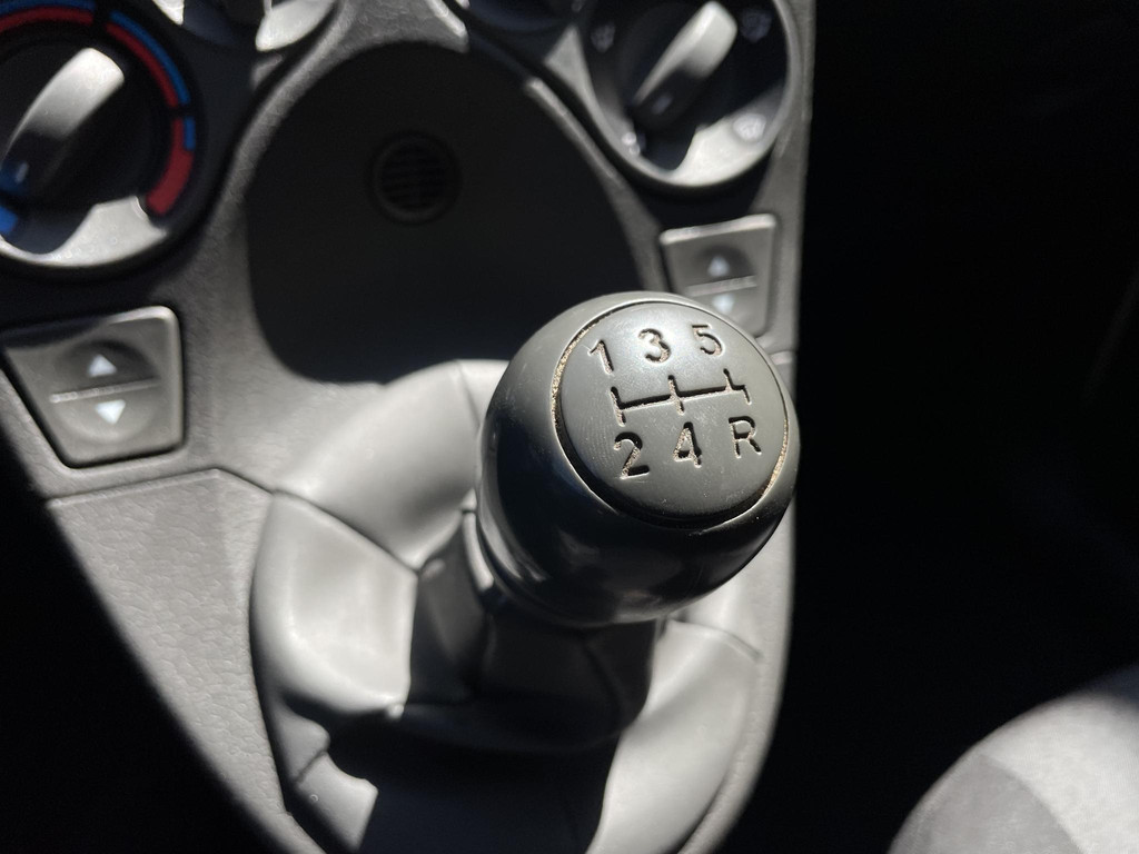46039590-15.jpg
